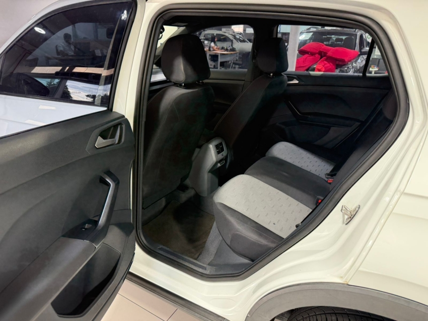 volkswagen t-cross 1.0 200 tsi total flex comfortline automatico 4p 20205