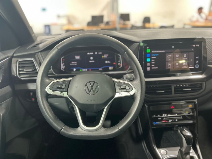 volkswagen t-cross 1.0 200 tsi total flex comfortline automatico 4p 202513