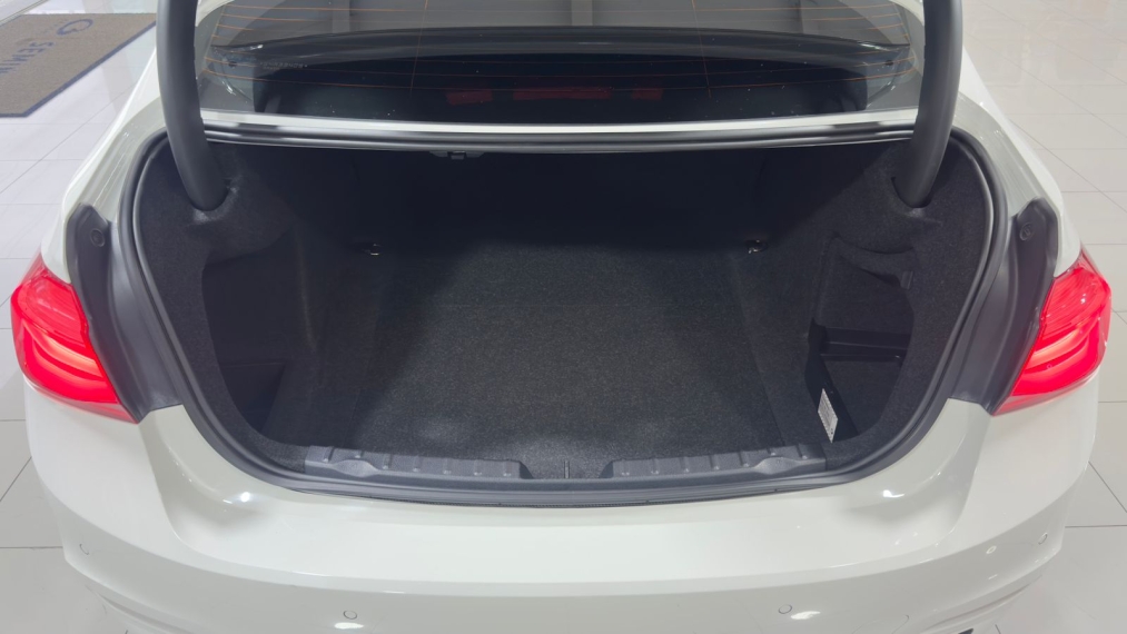 bmw 320i 2016 active flex - oportunidade vox barigui16