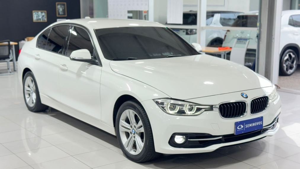 bmw 320i 2016 active flex - oportunidade vox barigui