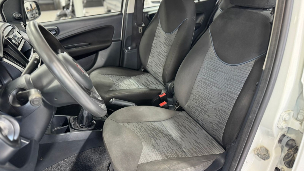 fiat uno 1.0 fire flex attractive manual 4p 20207