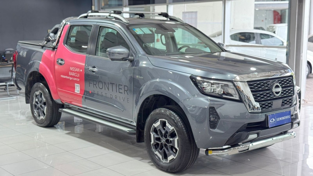 nissan frontier 2.3 16v turbo diesel platinum cd 4x4 automatico 4p 2025