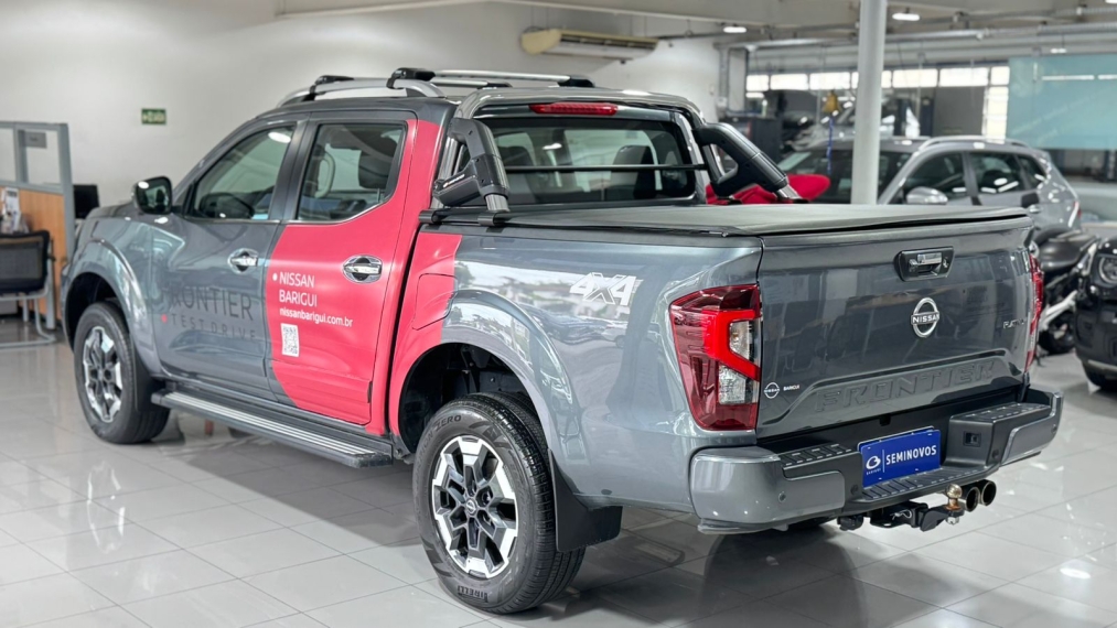 nissan frontier 2.3 16v turbo diesel platinum cd 4x4 automatico 4p 202512