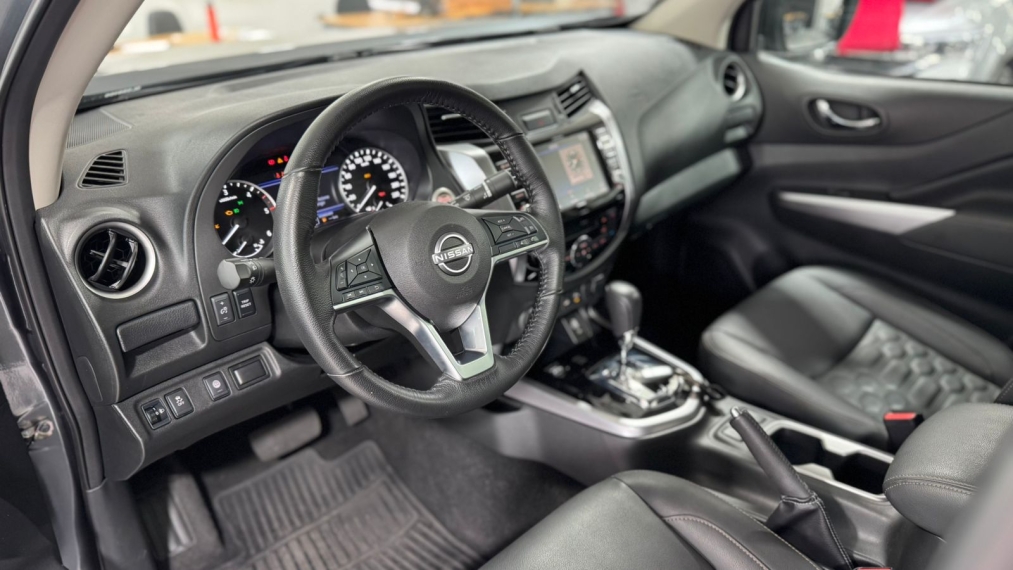 nissan frontier 2.3 16v turbo diesel platinum cd 4x4 automatico 4p 202511