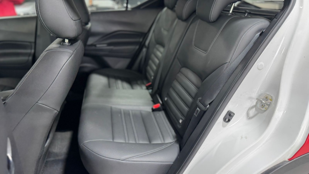 nissan kicks play 1.6 16v flexstart advance plus xtronic flex 4p automatico 20258