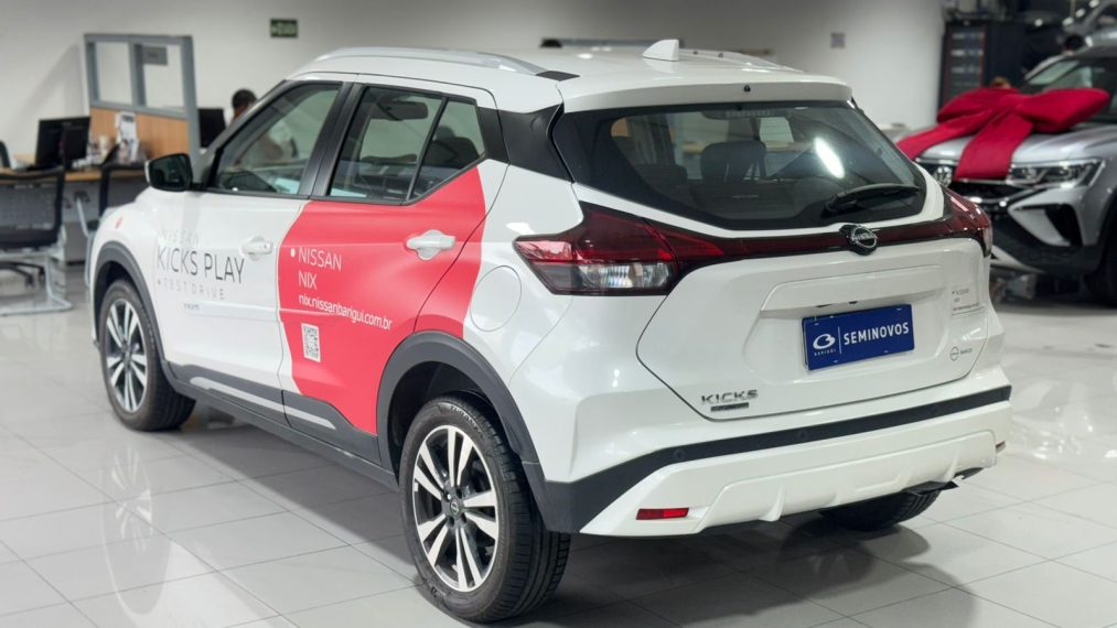 nissan kicks play 1.6 16v flexstart advance plus xtronic flex 4p automatico 202513