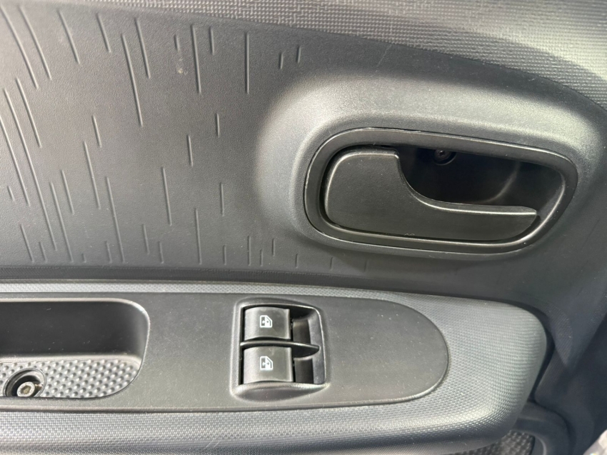 fiat mobi 1.0 evo flex like. manual 4p 202010