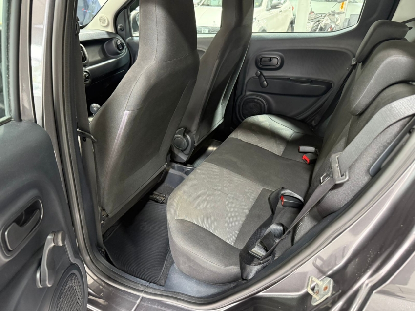 fiat mobi 1.0 evo flex like. manual 4p 20205