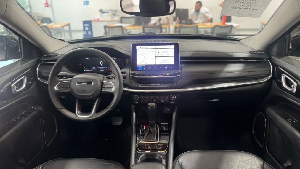 compass limited 4x2 t270 1.3 at6 2023- 15 mil abaixo da fipe8