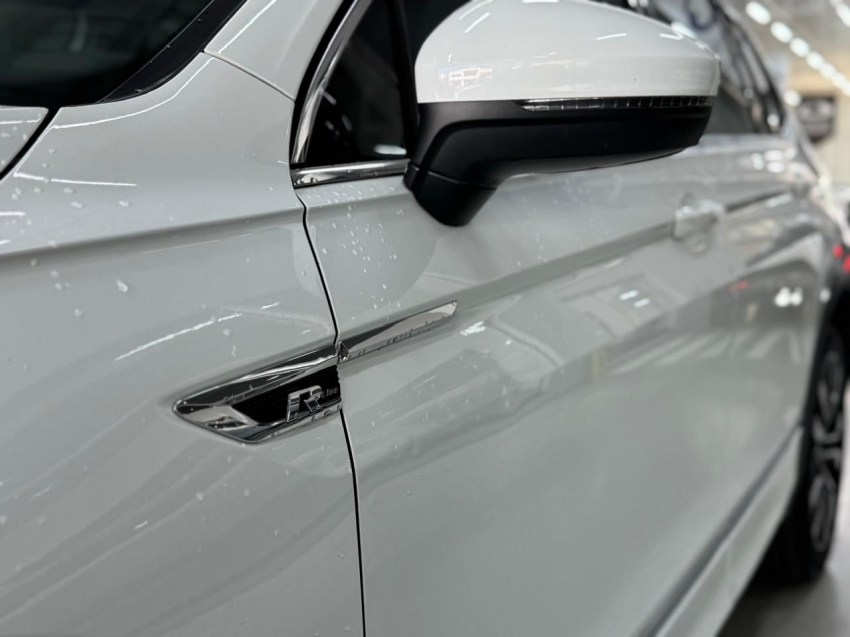 volkswagen tiguan 2.0 350 tsi gasolina allspace r-line 4motion dsg 4p automatico 20213