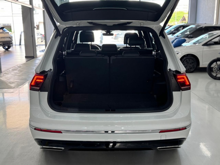 volkswagen tiguan 2.0 350 tsi gasolina allspace r-line 4motion dsg 4p automatico 202117