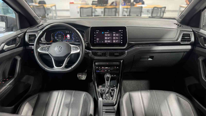 t-cross highline 250(innovation) 1.4 tsi at69