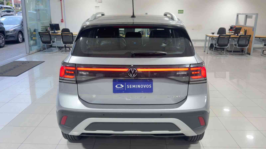 t-cross highline 250(innovation) 1.4 tsi at614