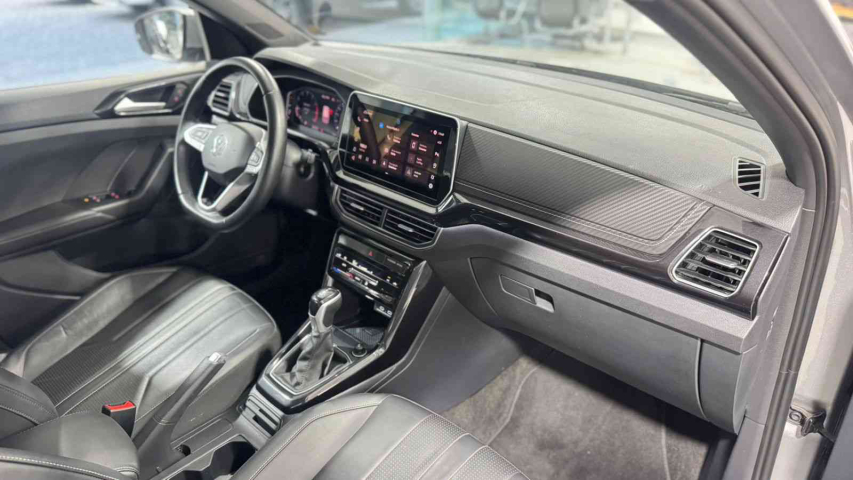 t-cross highline 250(innovation) 1.4 tsi at67