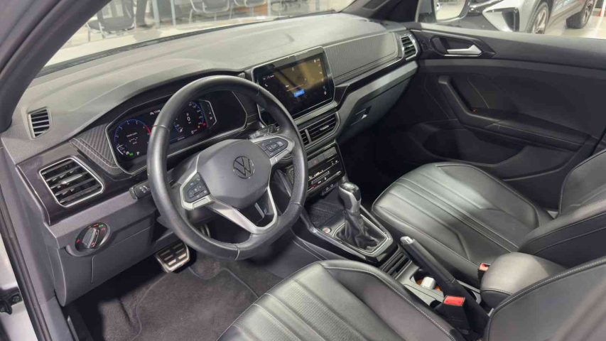 t-cross highline 250(innovation) 1.4 tsi at63