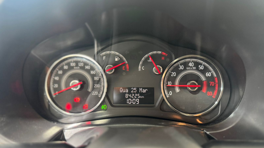 fiat grand siena 1.4 mpi attractive 8v flex 4p manual automatico 20178