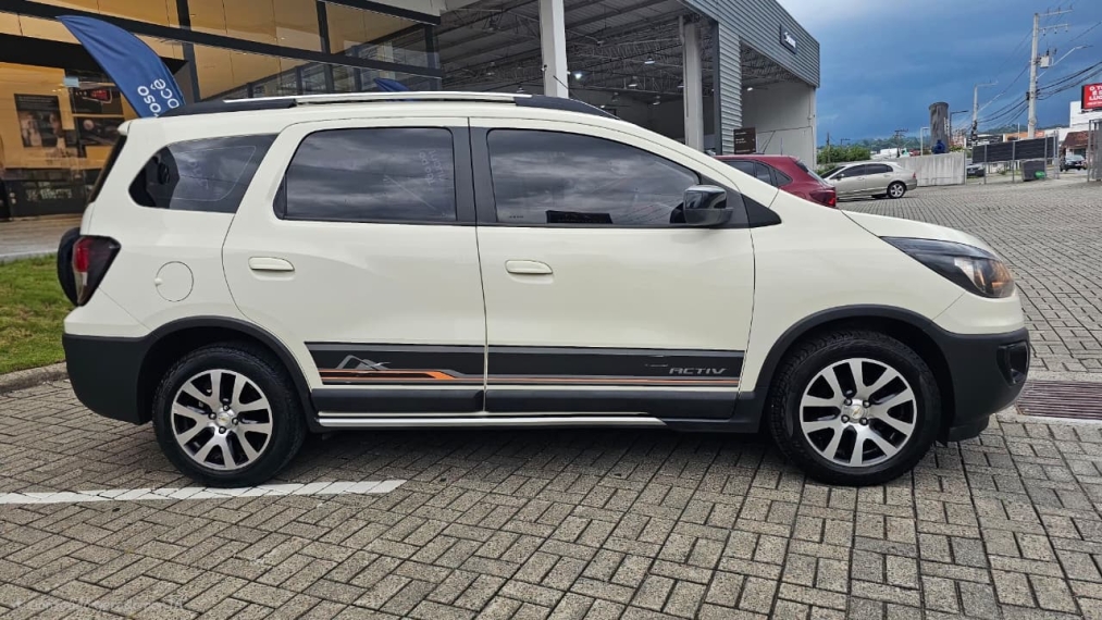 chevrolet spin 1.8 activ 8v flex 4p automatico 20173