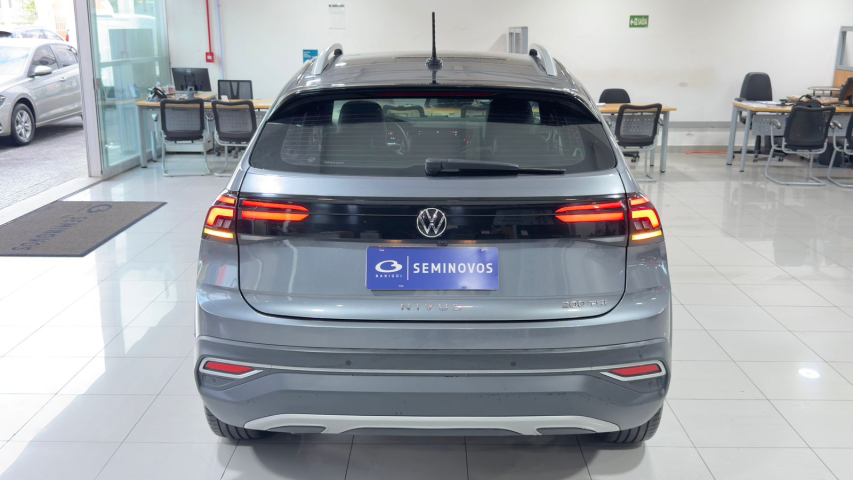 volkswagen nivus 1.0 200 tsi total flex highline automatico 4p 20249