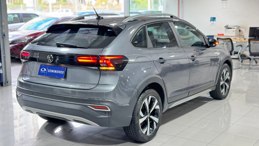 volkswagen nivus 1.0 200 tsi total flex highline automatico 4p 202411