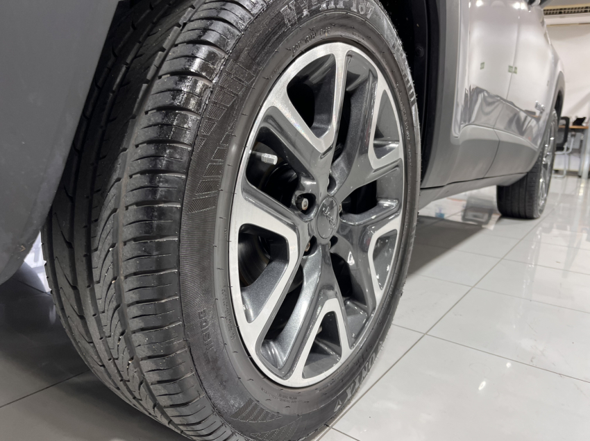 jeep renegade 1.8 16v flex longitude 4p automatico 20214