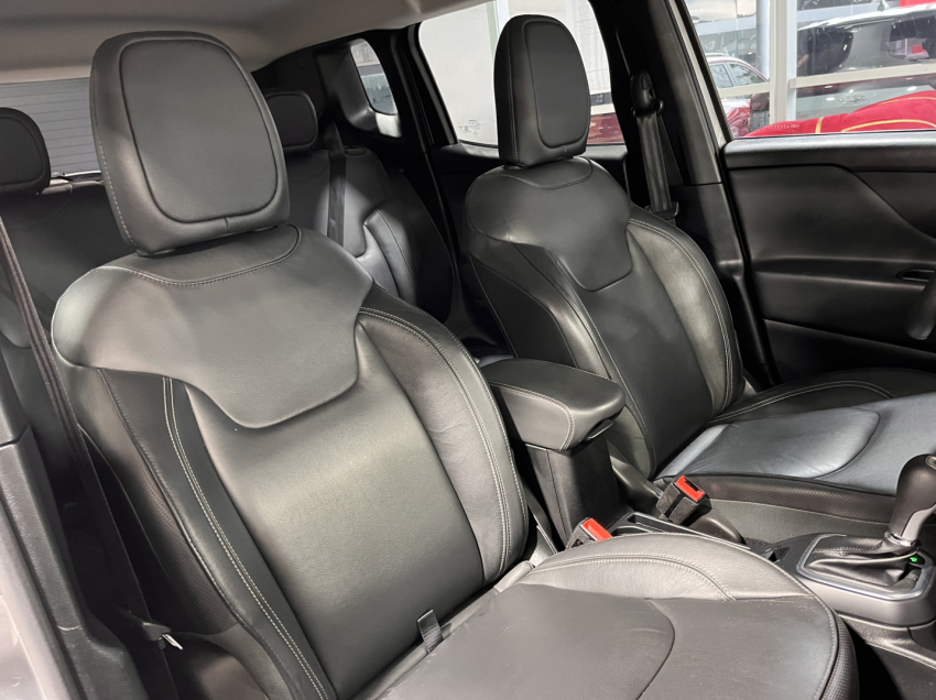 jeep renegade 1.8 16v flex longitude 4p automatico 202114