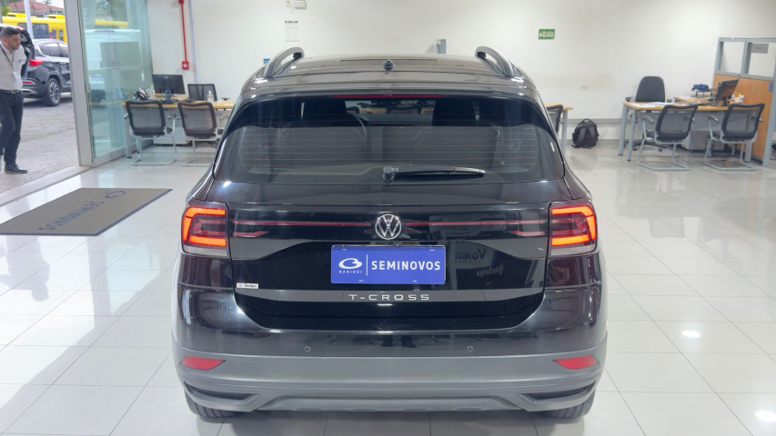 volkswagen t-cross 1.0 200 tsi total flex sense automatico 4p 20235