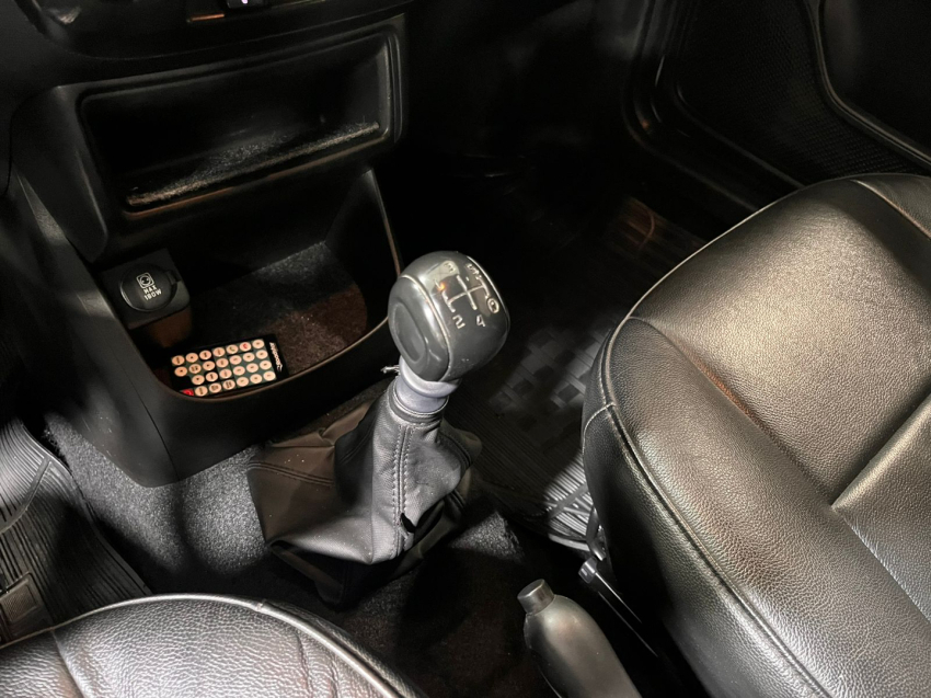 fiat fiorino 1.4 mpi furgao endurance 8v flex 2p manual 4p 202213