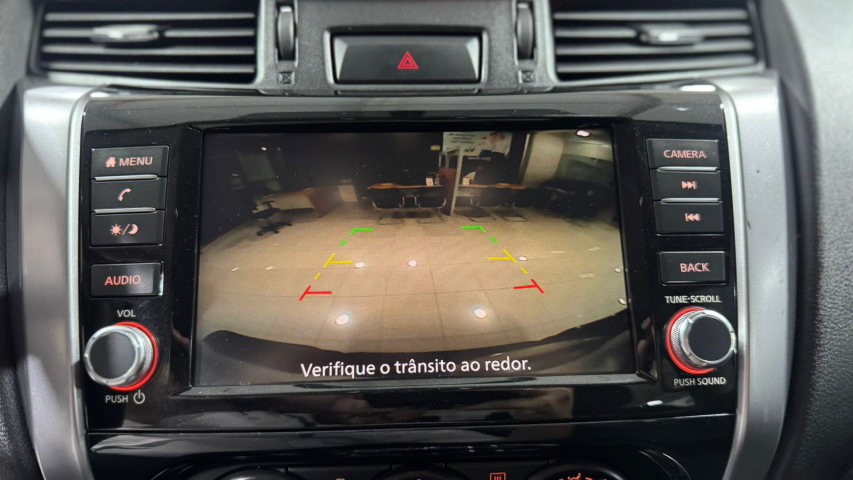 nissan frontier 2.3 16v turbo diesel attack cd 4x4 automatico 4p 202515