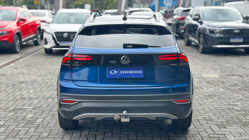 volkswagen nivus 1.0 200 tsi total flex highline automatico 4p 202215