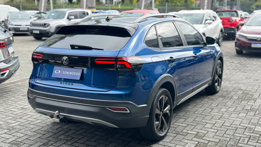 volkswagen nivus 1.0 200 tsi total flex highline automatico 4p 20228