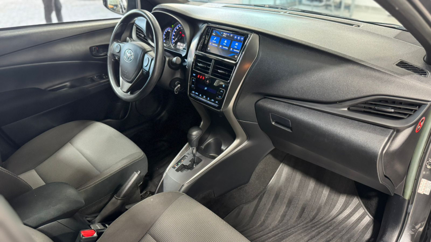 toyota yaris 1.5 16v flex sedan xl live multidrive 4p automatico 20238