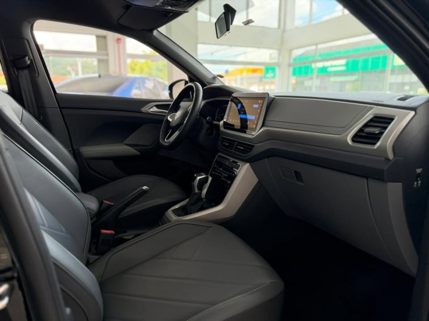 volkswagen t-cross 1.0 200 tsi total flex comfortline automatico 4p 202516