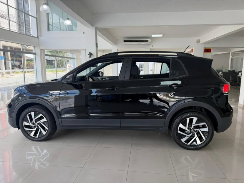 volkswagen t-cross 1.0 200 tsi total flex comfortline automatico 4p 20251