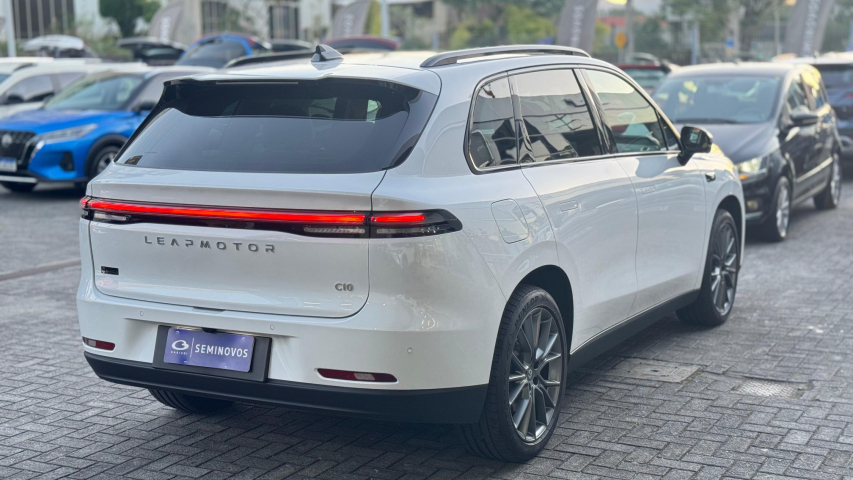 leapmotor c10 ultra hibrido reev 1.5 4p automatico 20266