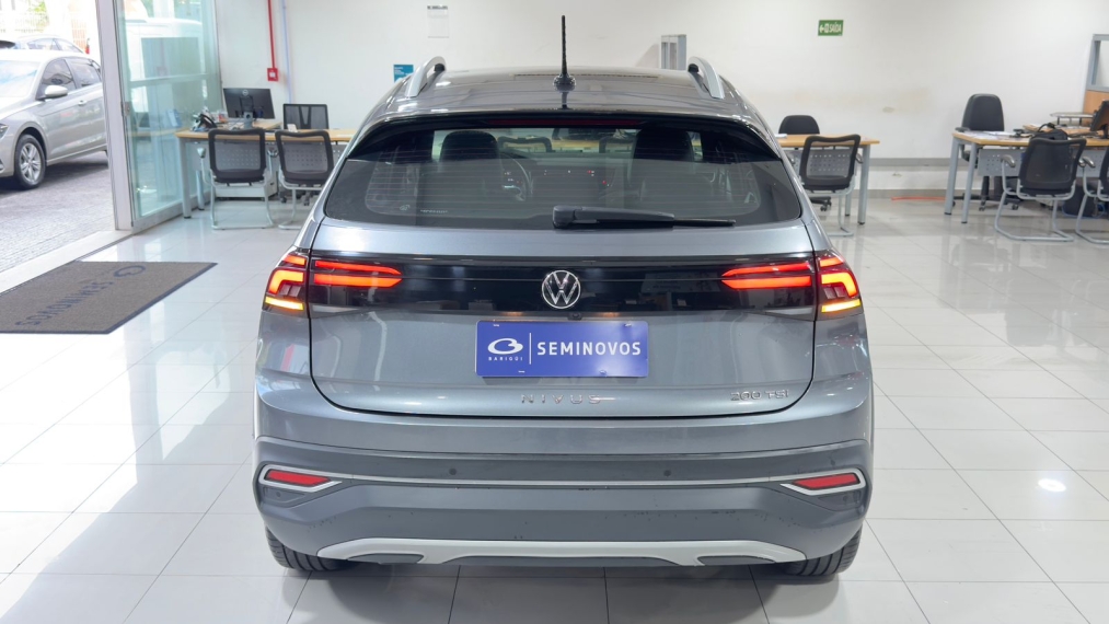 volkswagen nivus 1.0 200 tsi total flex highline automatico 4p 202414
