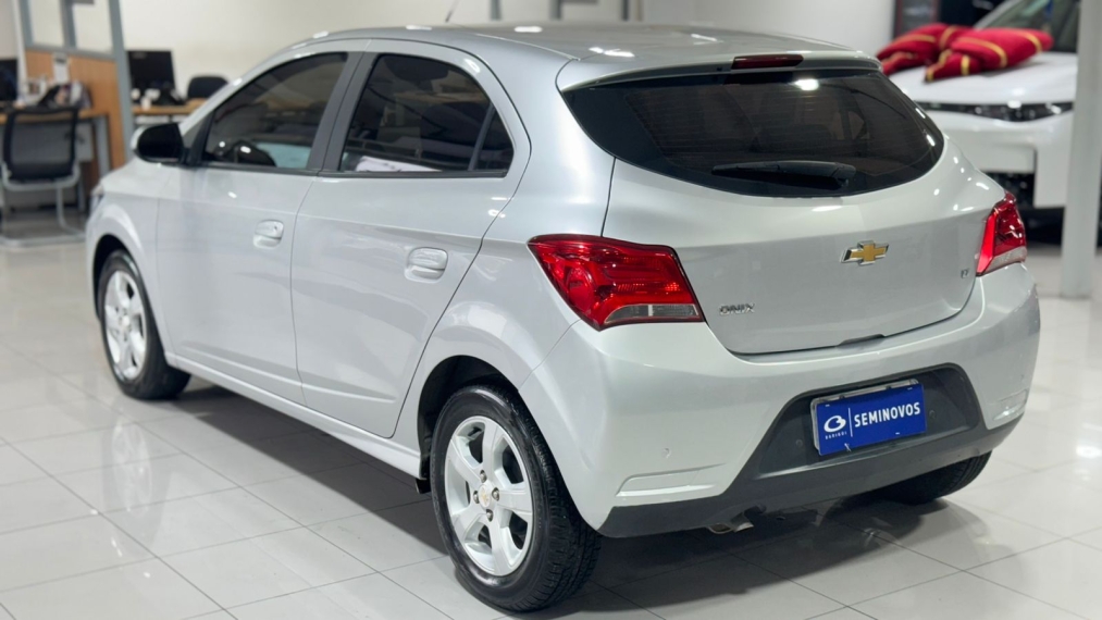 chevrolet onix 1.4 mpfi lt 8v flex 4p automatico 20197