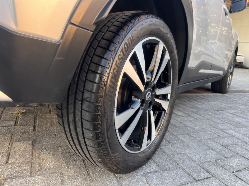nissan kicks play 1.6 16v flexstart advance plus xtronic flex 4p automatico 20254