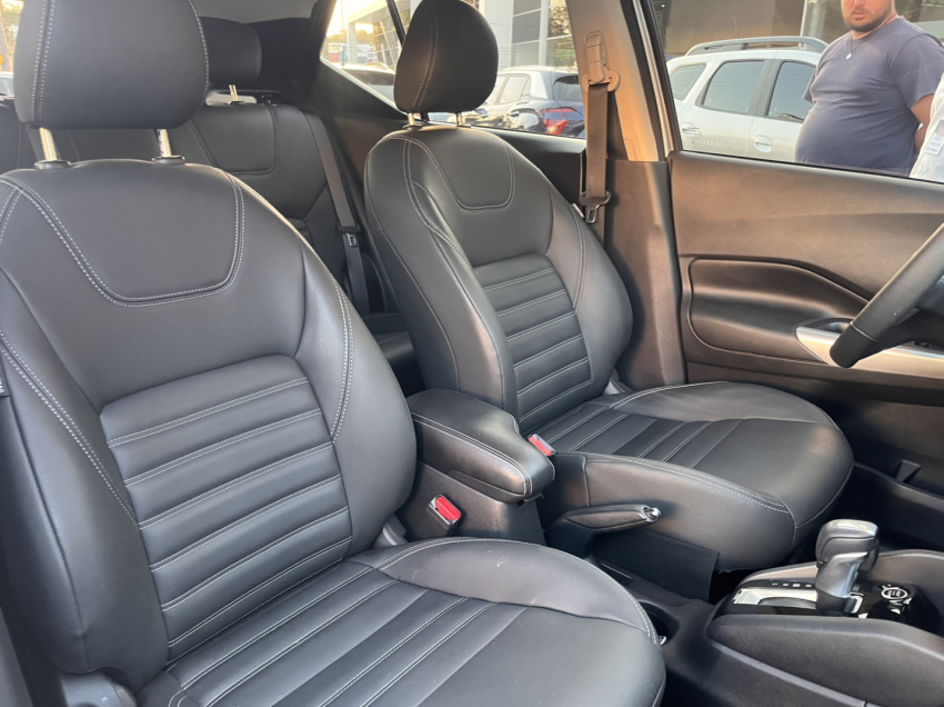 nissan kicks play 1.6 16v flexstart advance plus xtronic flex 4p automatico 202518