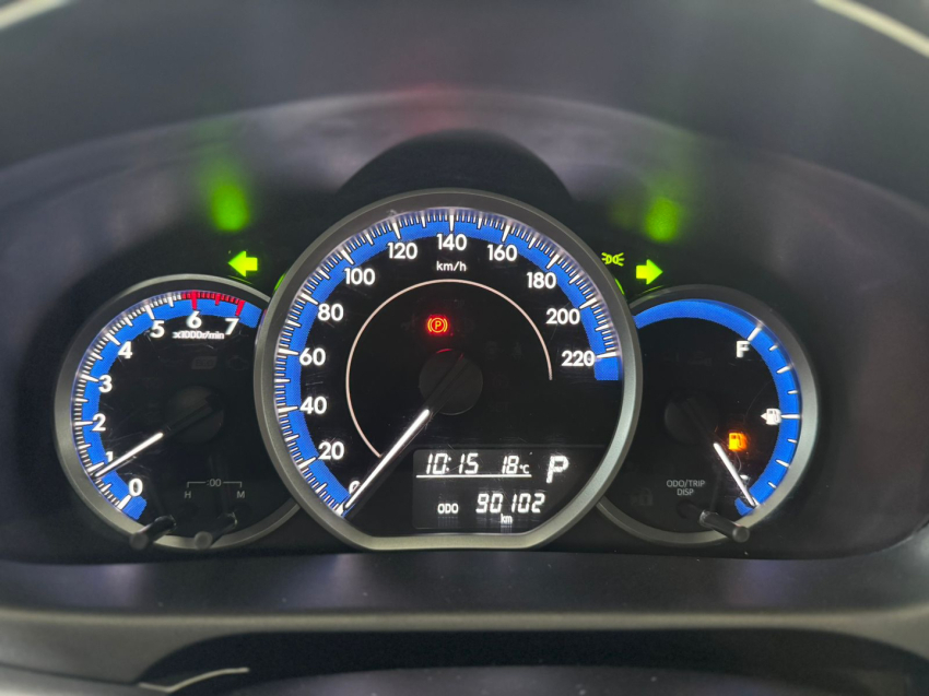 toyota yaris 1.5 16v flex sedan xl plus connect multidrive 4p automatico 202218