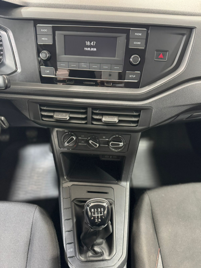 volkswagen polo 1.0 mpi track manual flex 4p 20244