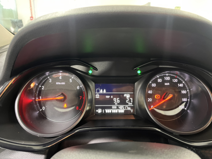 chevrolet onix 1.0 flex lt manual 4p 20257