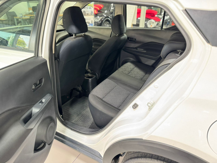 nissan kicks 1.6 16v flexstart sense xtronic flex 4p automatico 20247