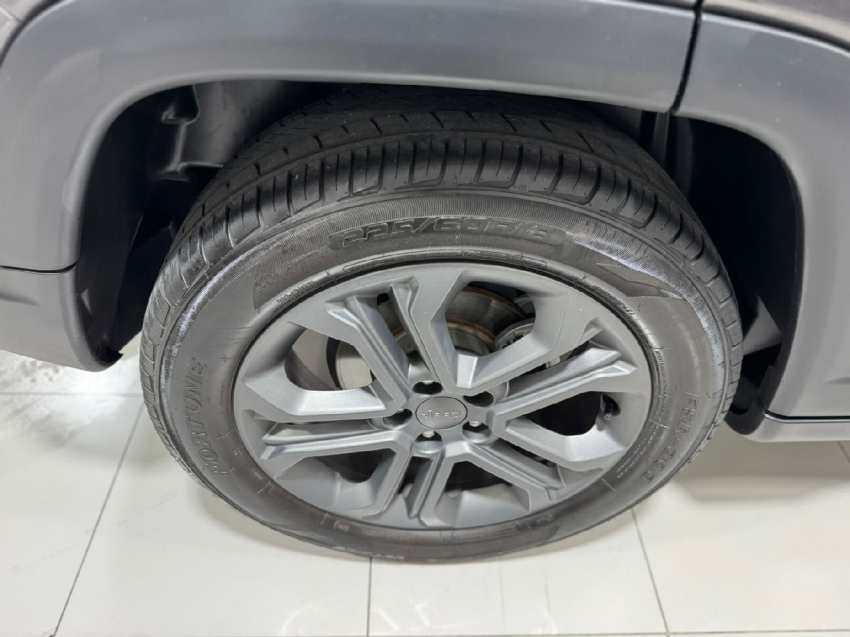 jeep compass 1.3 t270 turbo flex longitude at6 4p automatico 202216