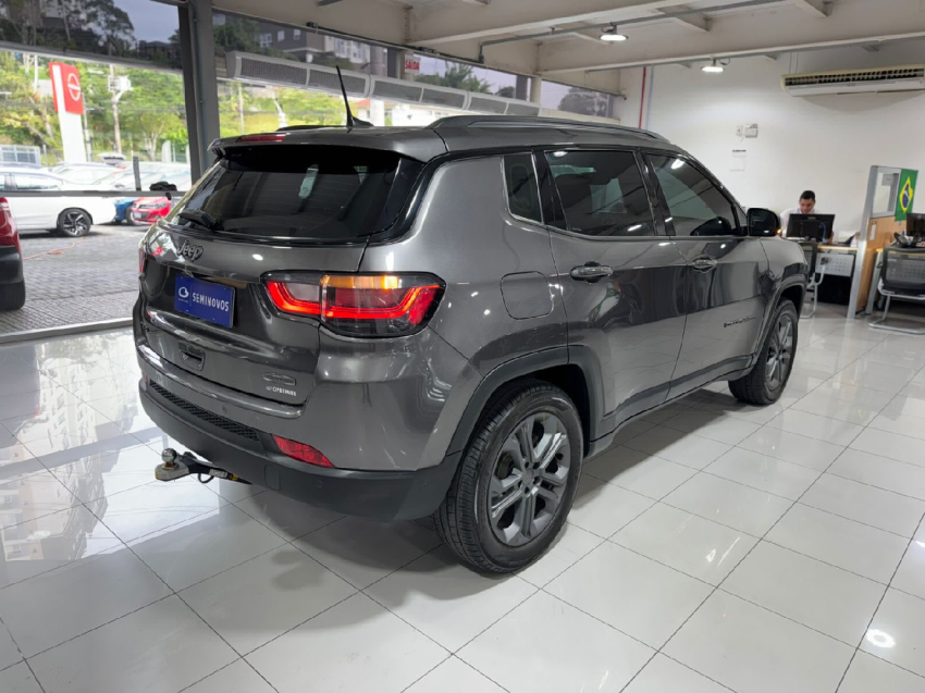 jeep compass 1.3 t270 turbo flex longitude at6 4p automatico 20227