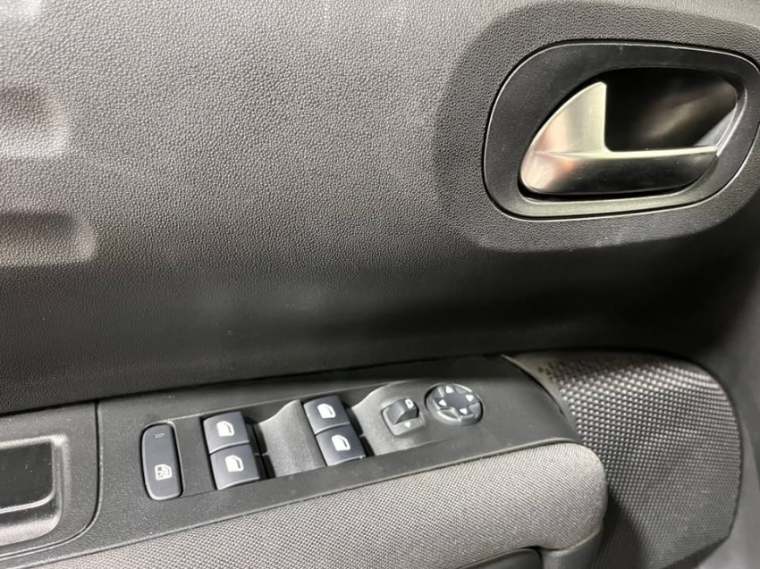 citroen c4 cactus 1.6 vti 120 flex feel eat6 4p automatico 202213