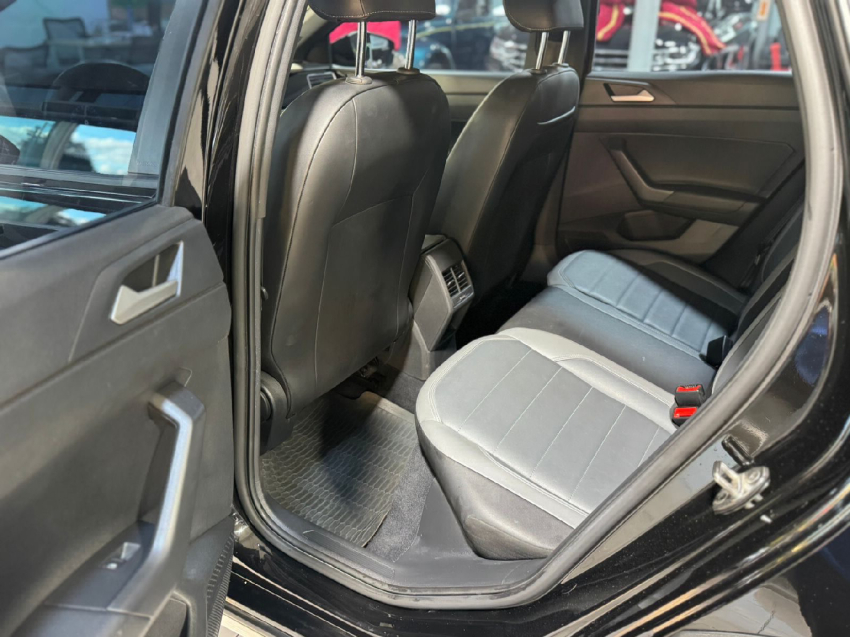 volkswagen nivus 1.0 200 tsi total flex highline automatico 4p 202311