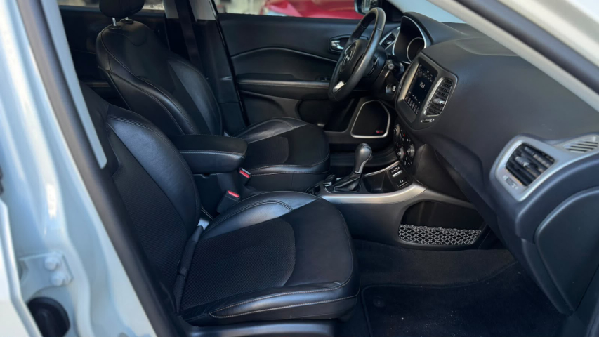 jeep compass 2.0 16v flex longitude automatico 4p 202015
