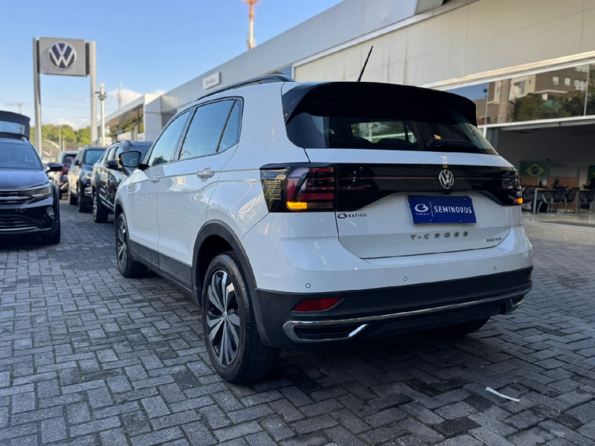 volkswagen t-cross 1.0 200 tsi total flex comfortline automatico 4p 20216