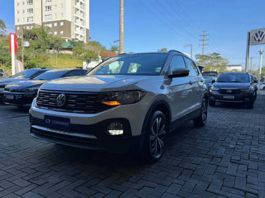 volkswagen t-cross 1.0 200 tsi total flex comfortline automatico 4p 20217