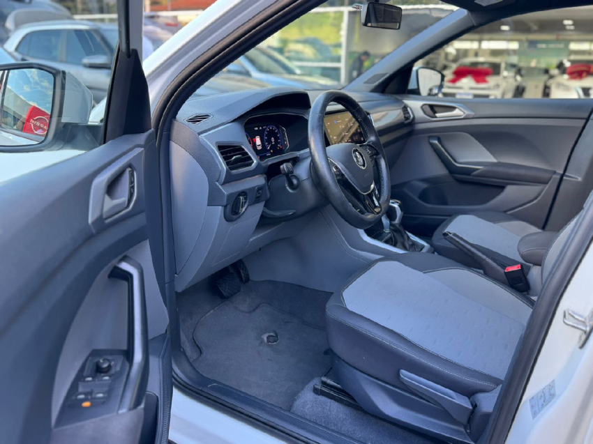volkswagen t-cross 1.0 200 tsi total flex comfortline automatico 4p 20213